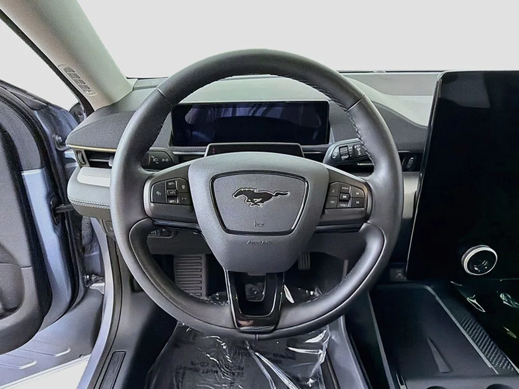 Used 2022 Ice Blue Ford Select image 32