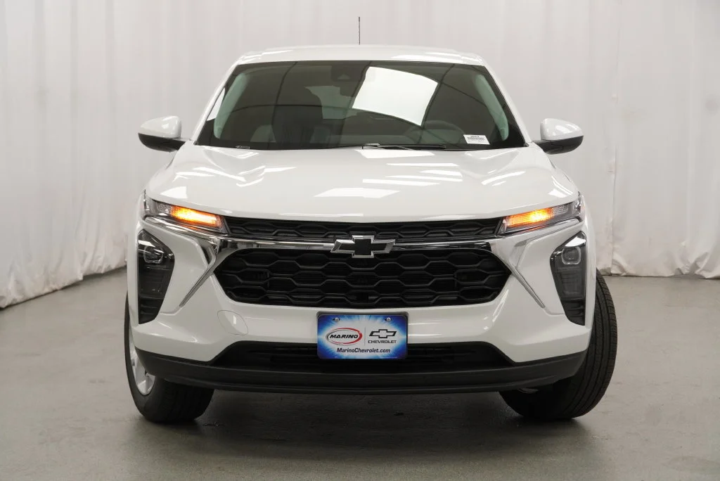 New 2026 Summit White Chevrolet LS image 11