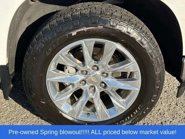 Used 2019 White Chevrolet LTZ image 12