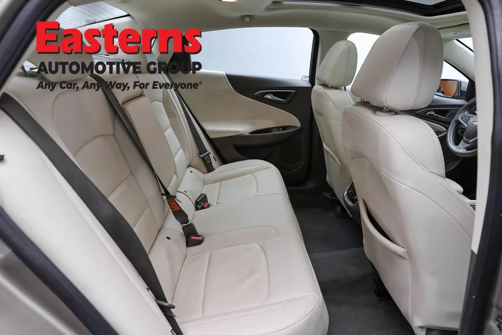 Used 2024 Gray Chevrolet LT image 25