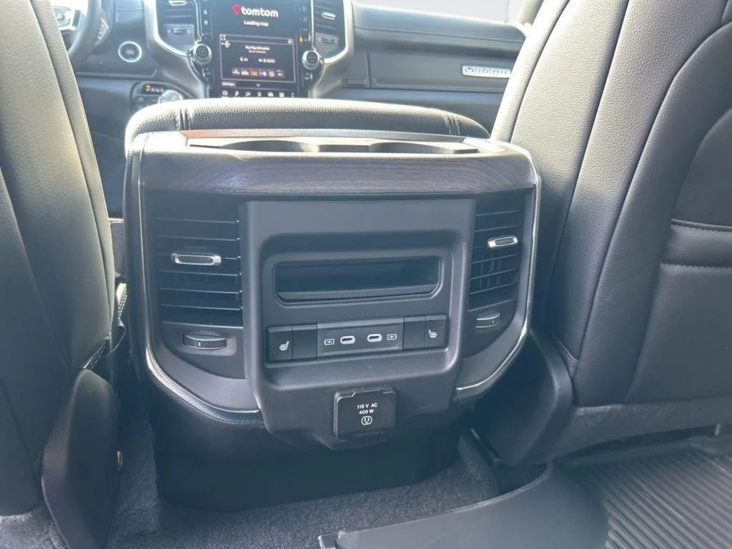 New 2026 Diamond Black Crystal Pearl-Coat Exterior Paint RAM Laramie image 14