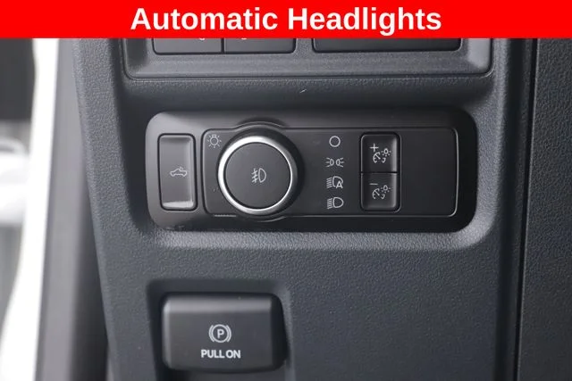 Used 2023 White Ford XLT image 19