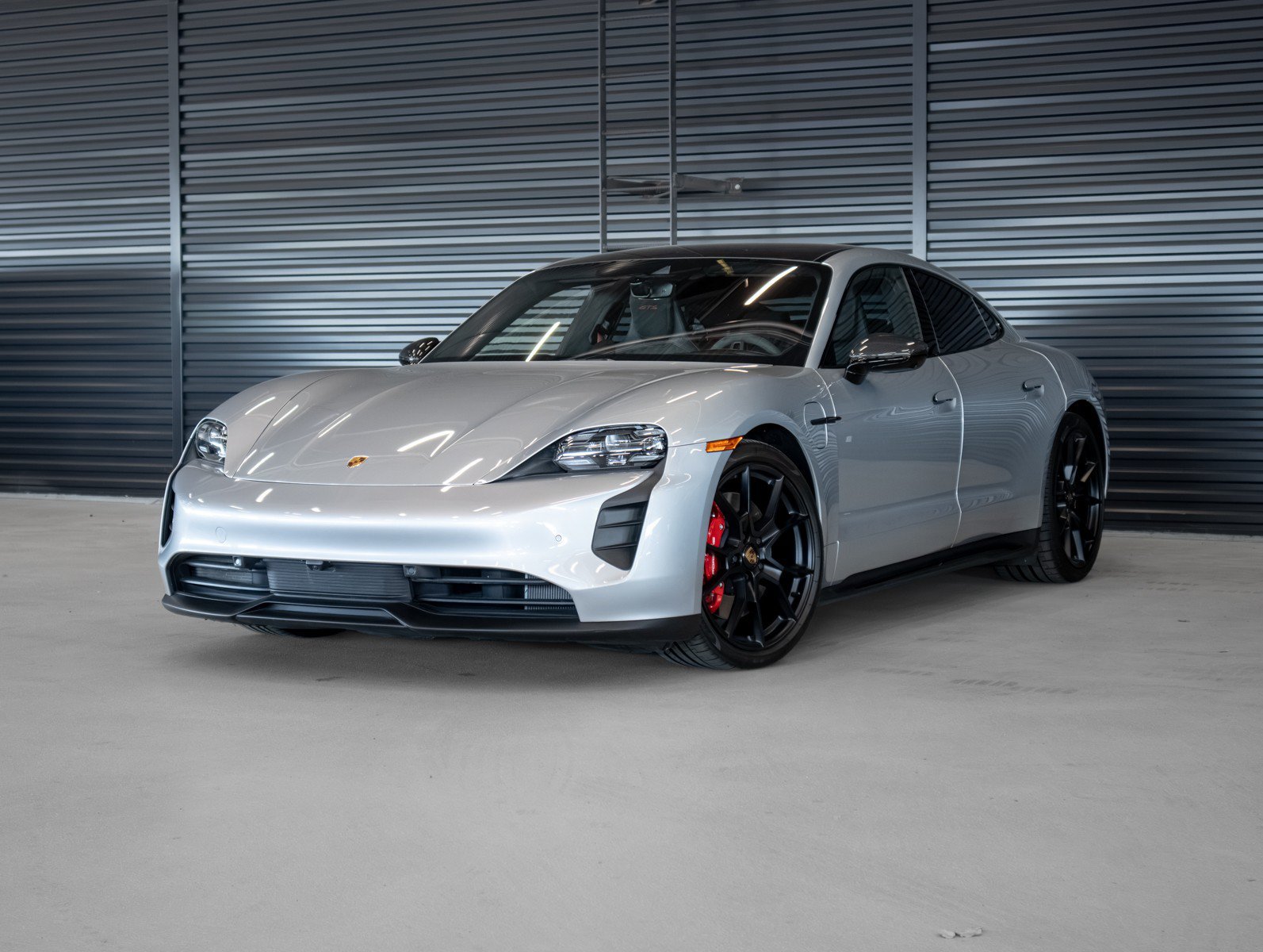 2023 Porsche Taycan