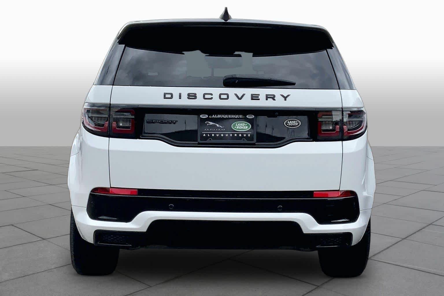 Used 2021 Fuji White Land Rover S R-Dynamic image 5