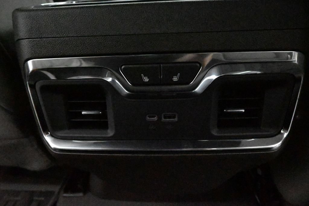 2026 GMC Sierra 1500 SLT - Photo 24