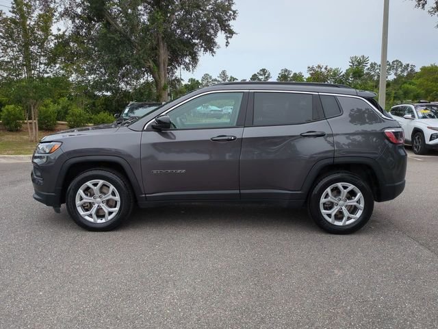 Used 2024 Gray Jeep Latitude image 8