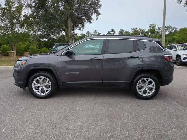 Used 2024 Gray Jeep Latitude image 8