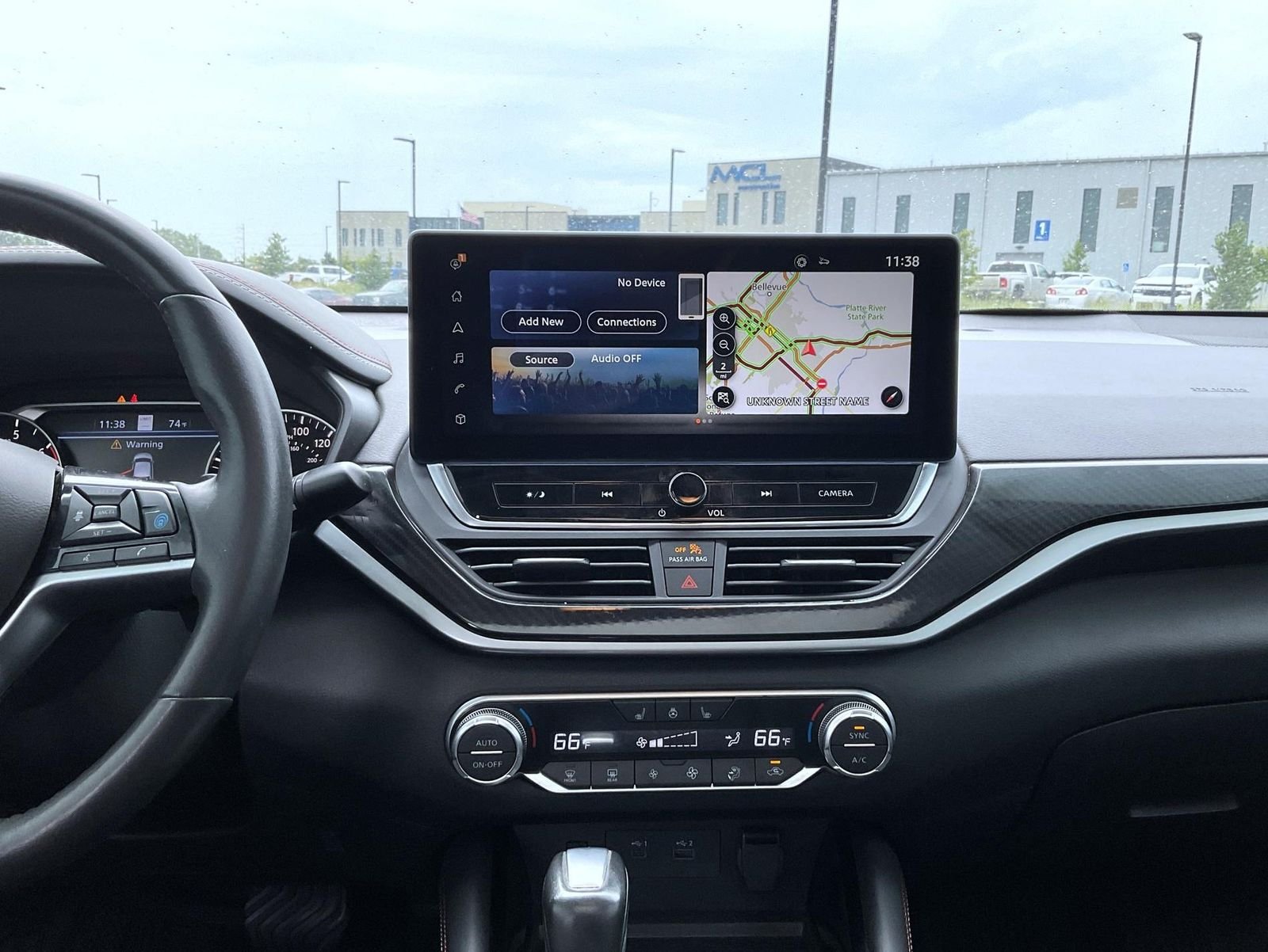 Used 2023 Black Nissan 2.0 SR image 13