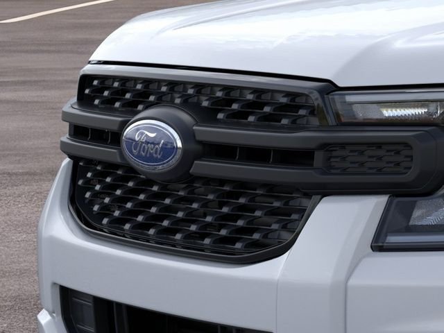 New 2026 Oxford White Ford XL image 17