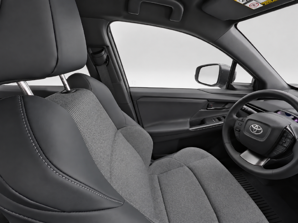 Used 2026  Toyota XLE image 10