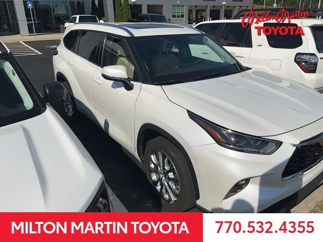 2022 Toyota Highlander Limited 4x2 V6's photo