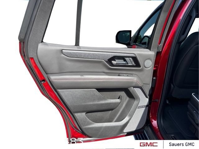 2026 GMC Yukon AT4 Ultimate - Photo 31