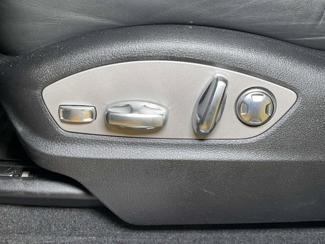 Used 2019 Silver Porsche S image 17