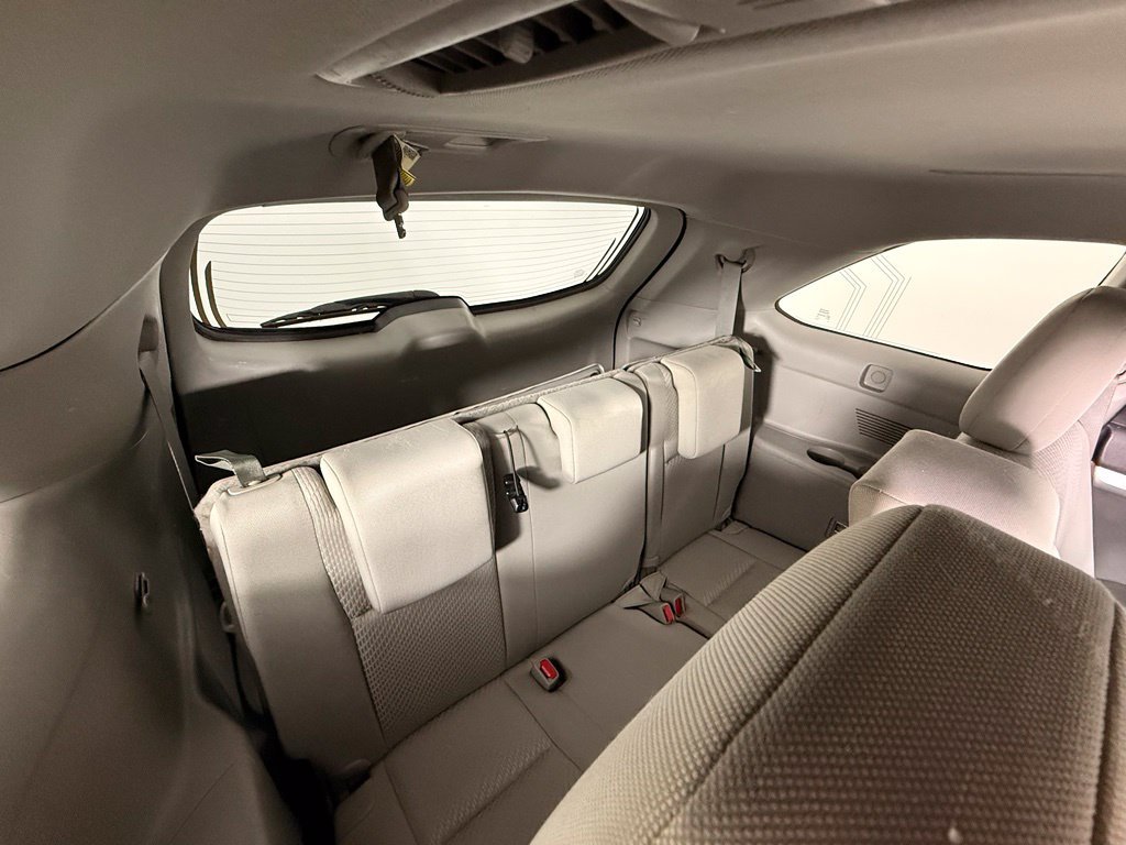 Used 2019 White Toyota LE image 22