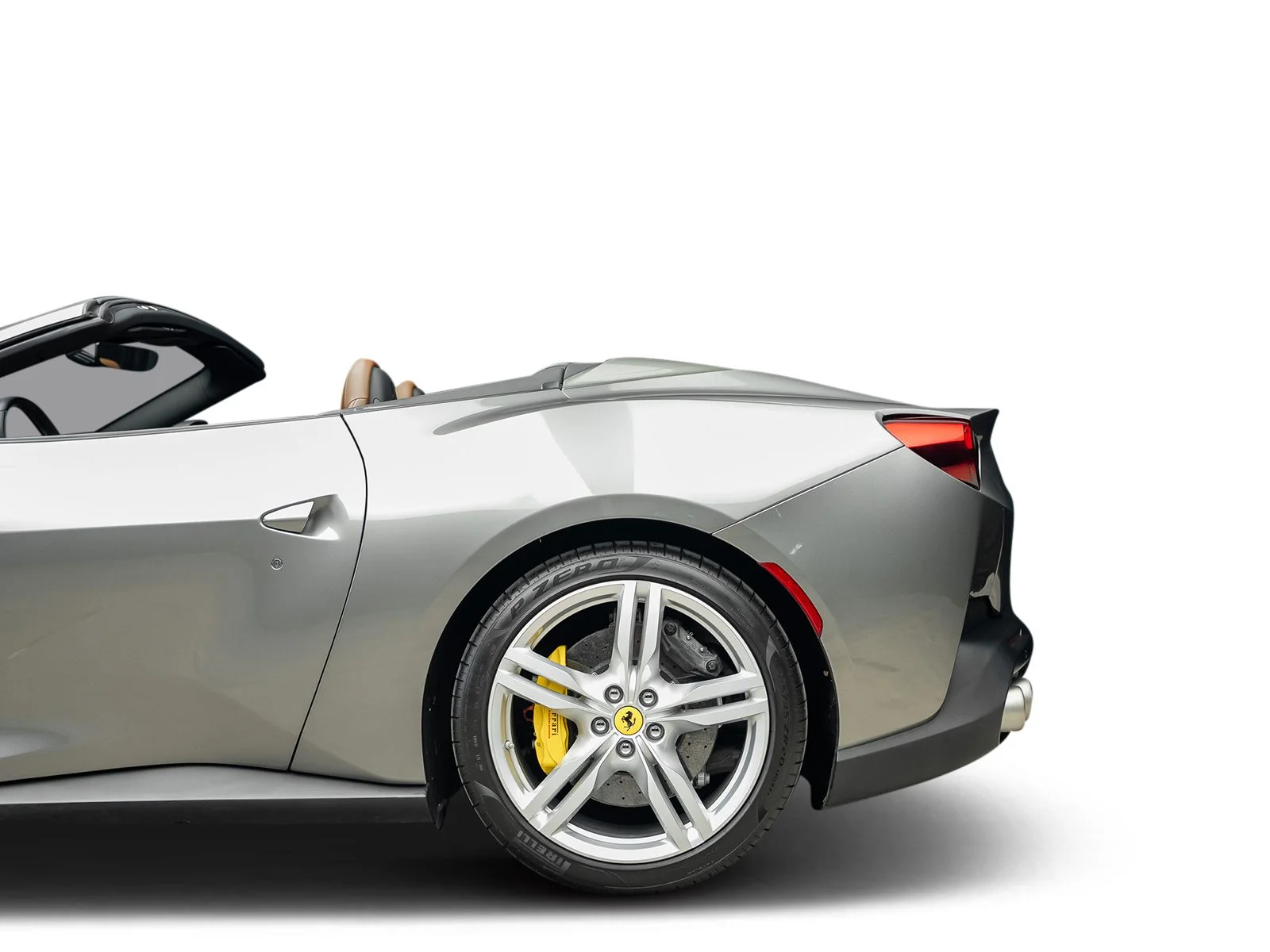 Used 2019 Gray Ferrari Base image 28