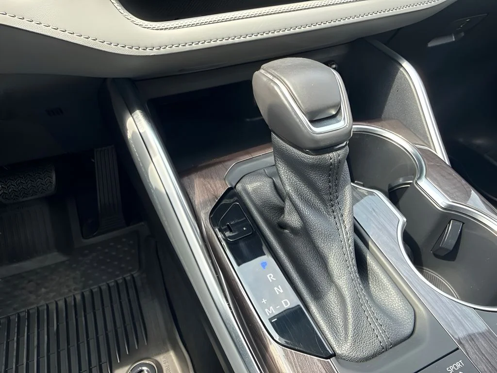 Used 2021 Blue Toyota Platinum image 19