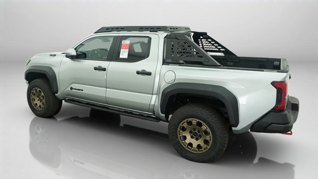 New 2026 Celestial Silver Metallic Toyota Trailhunter image 45