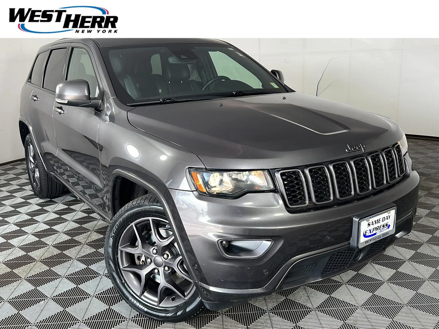 Used 2021 Granite Crystal Metallic Clearcoat Jeep 80th Anniversary image 1