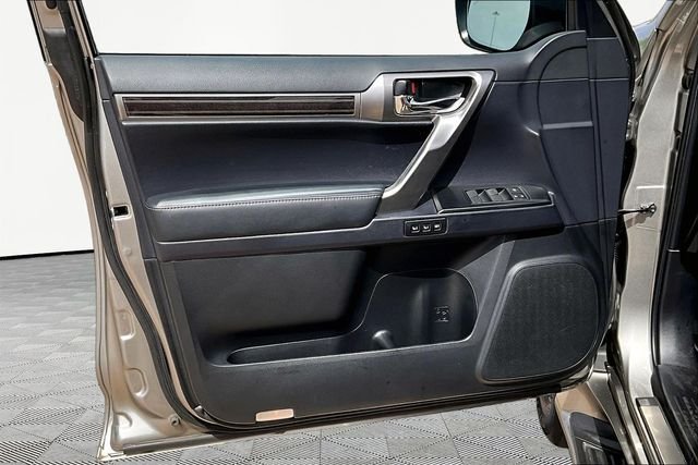 Used 2023 Silver Lexus 460 Luxury image 18