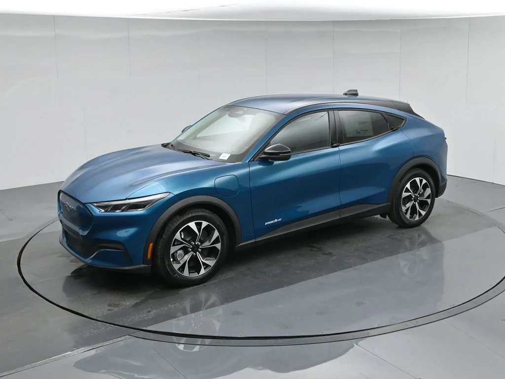 New 2026 Adriatic Blue Metallic Ford Select image 39