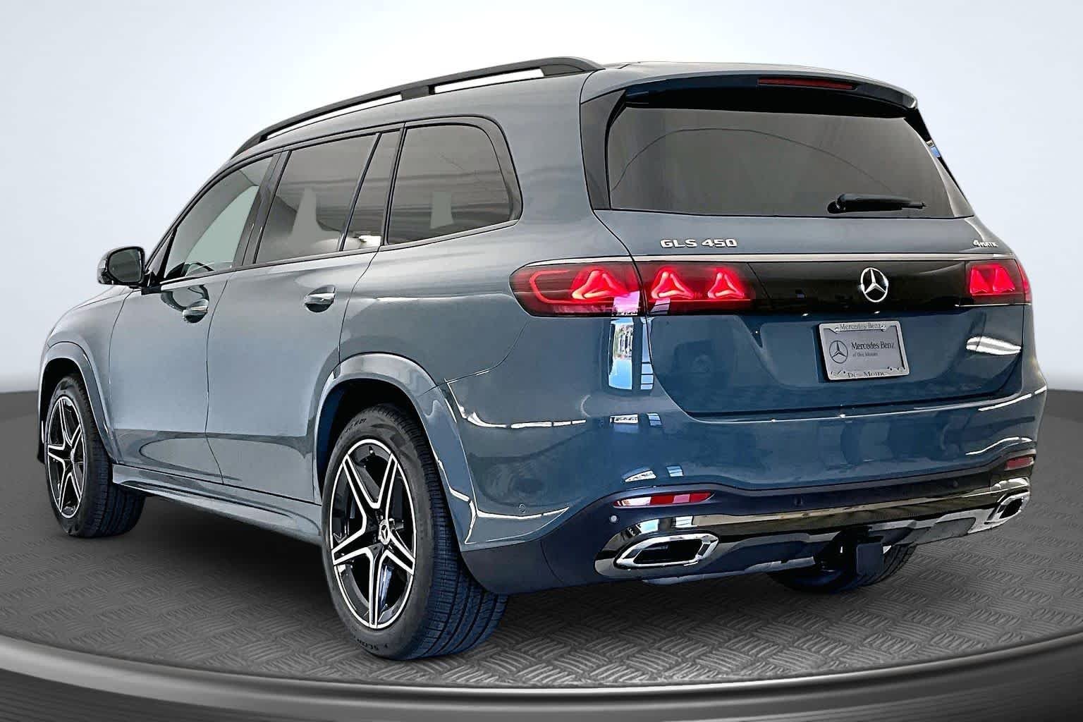 New 2027 Dark Petrol Mercedes-Benz GLS 450 image 4