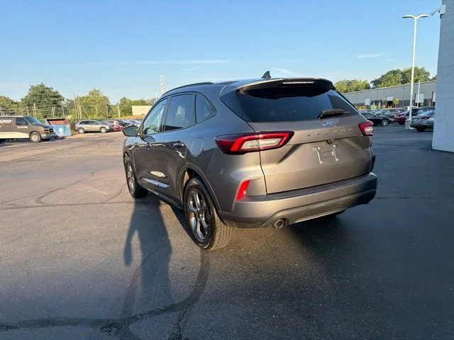 Used 2024 Gray Ford ST-Line image 14