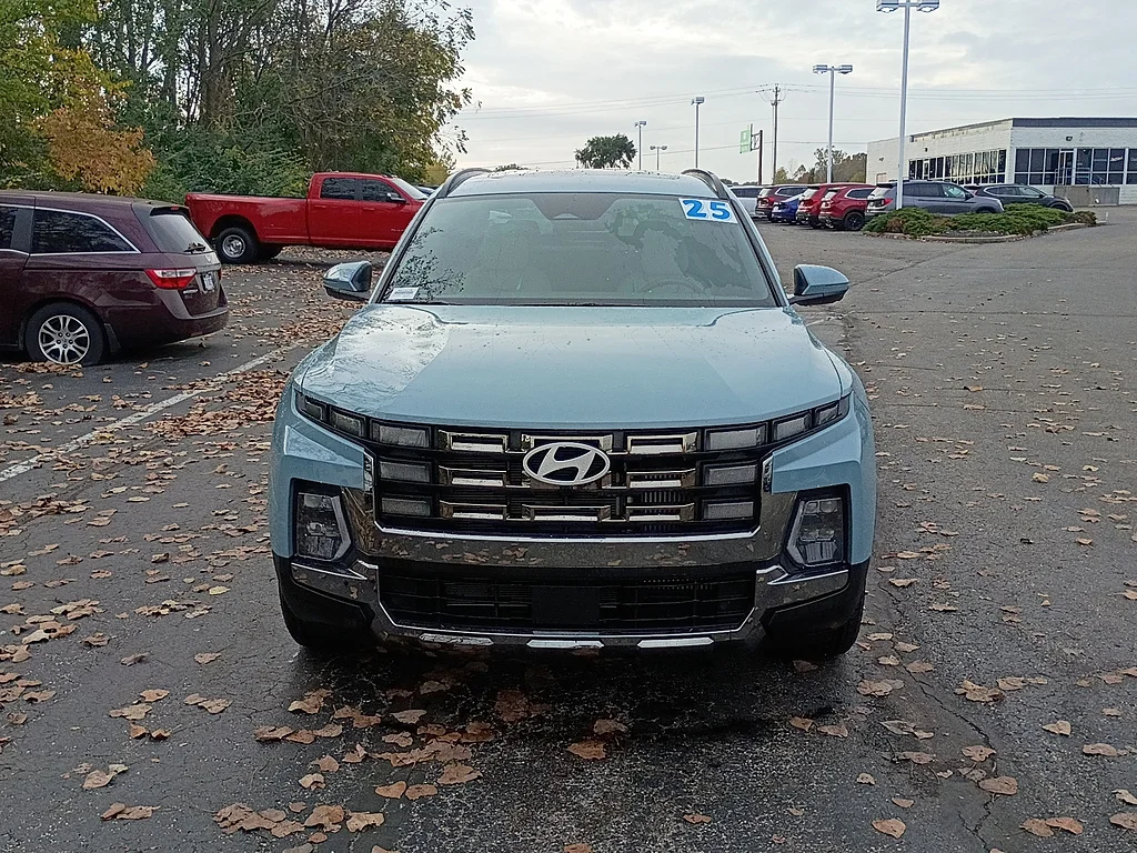 Used 2025 Blue Stone Pearl Hyundai Limited image 8
