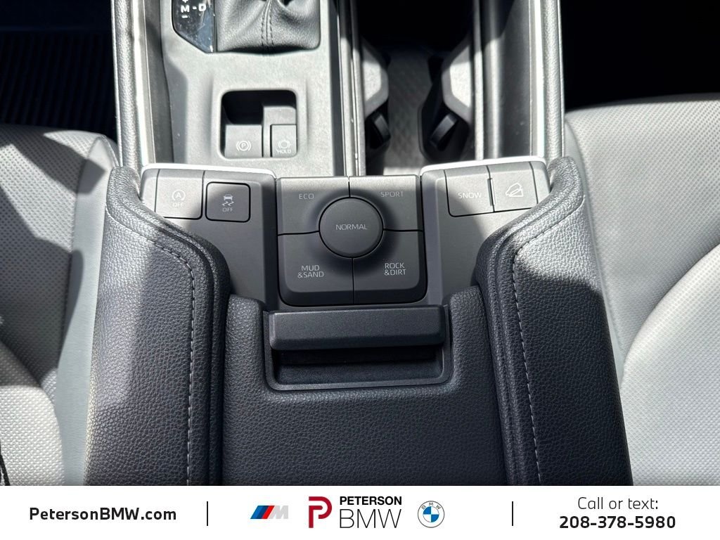 Used 2025  Toyota Limited image 22