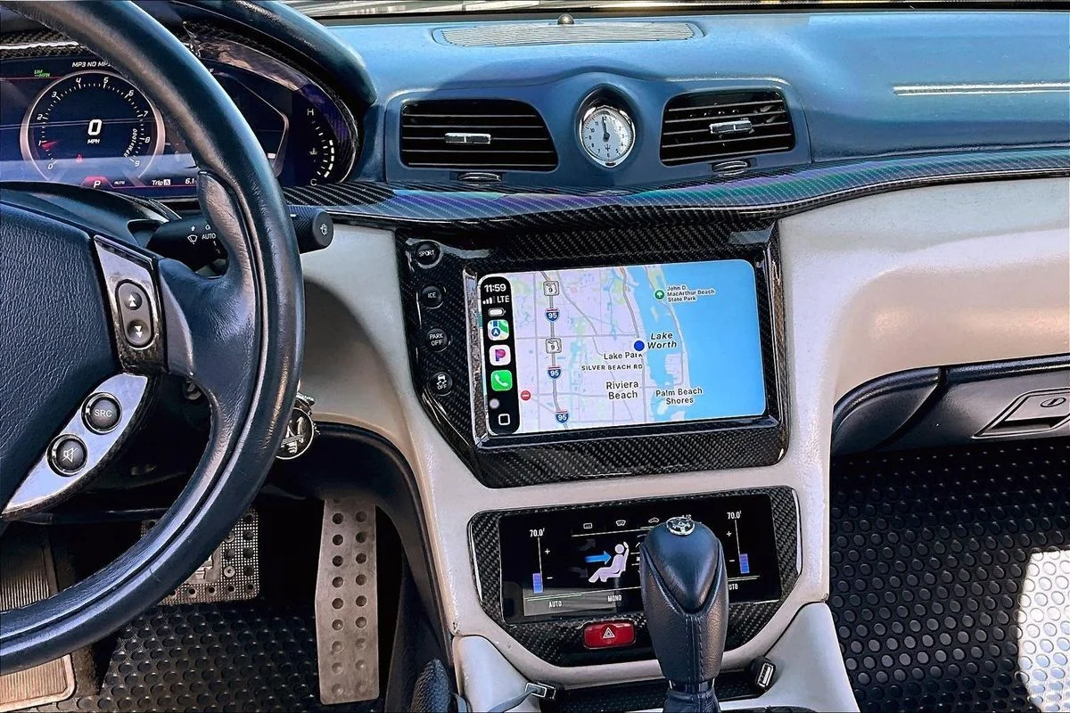 Used 2014 Blue Maserati Sport image 9