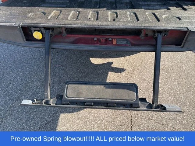 Used 2017 Red Ford XLT image 8