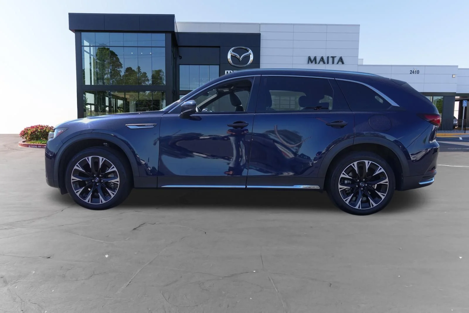 Certified Used 2024 Deep Crystal Blue Mica Mazda Premium Plus image 8