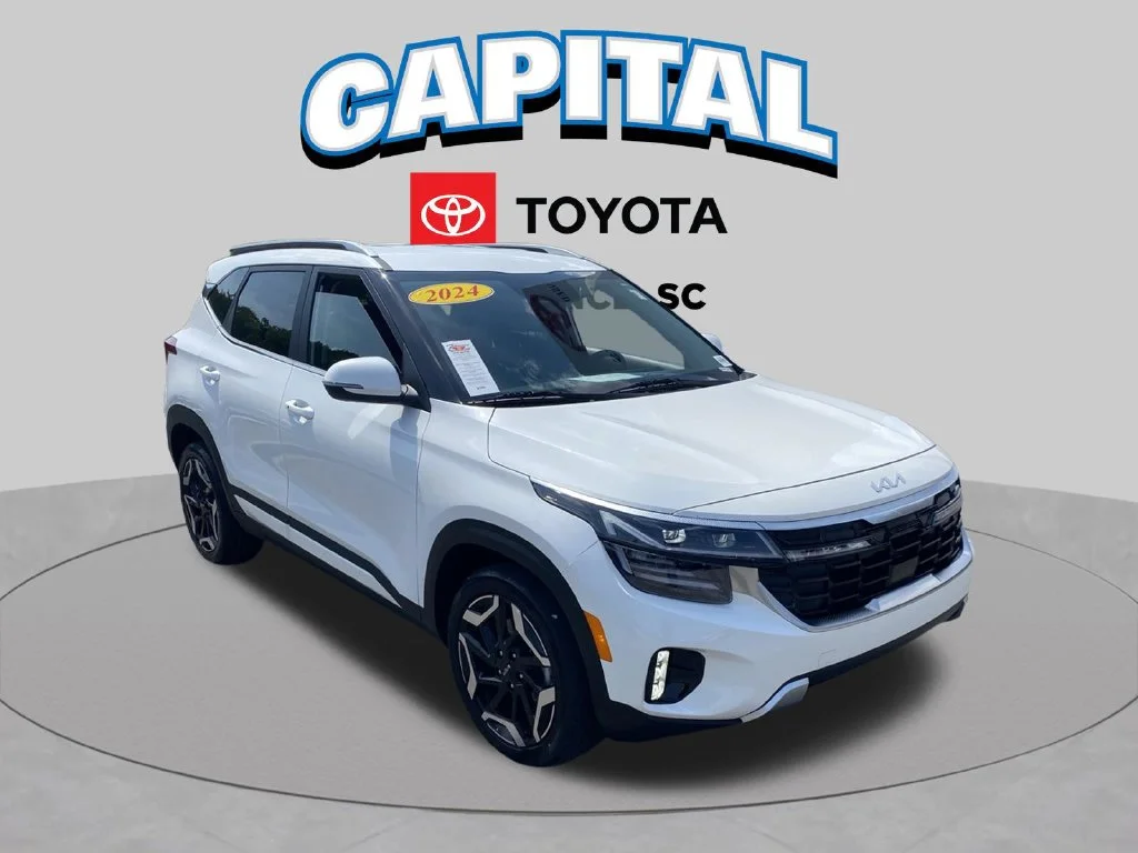 Used 2024 White Kia SX image 1