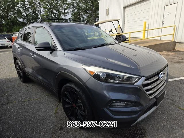Used 2017 Gray HYUNDAI NIGHT image 10