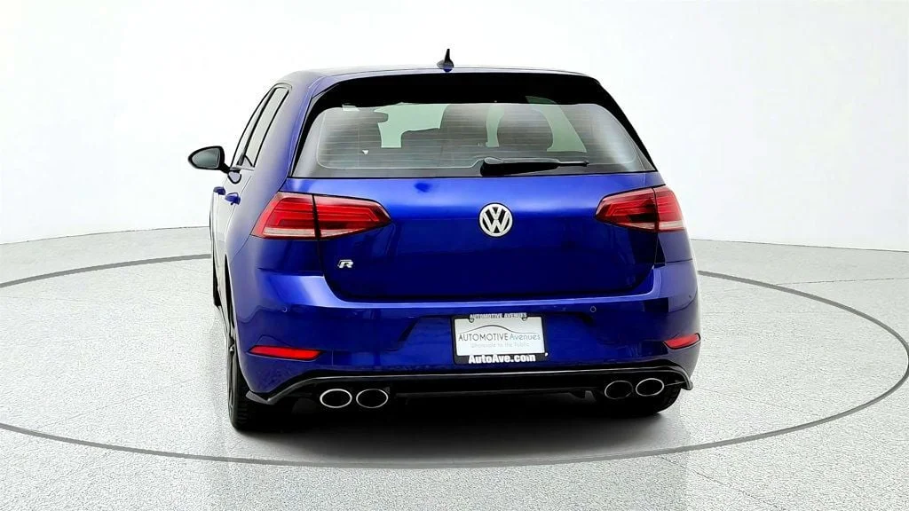 Used 2019 Lapiz Blue Metallic Volkswagen 2.0T Manual w/DCC/Nav image 6