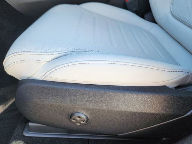 Certified Used 2026 Blue Mercedes-Benz GLC 300 image 9