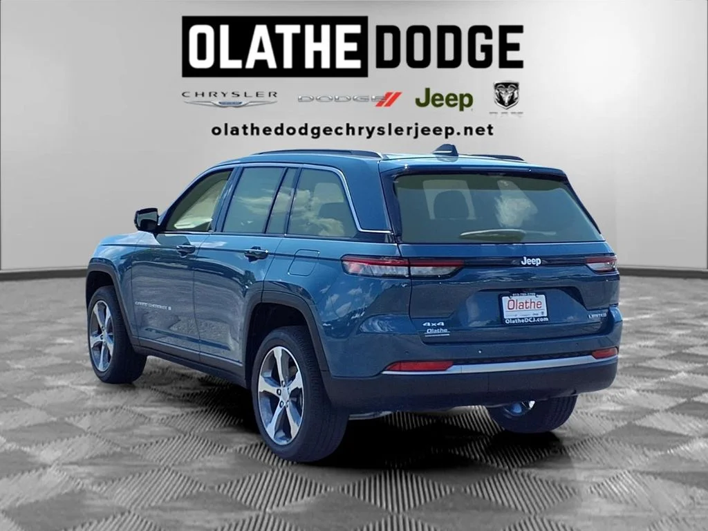 New 2026 Steel Blue Exterior Paint Jeep Limited image 3
