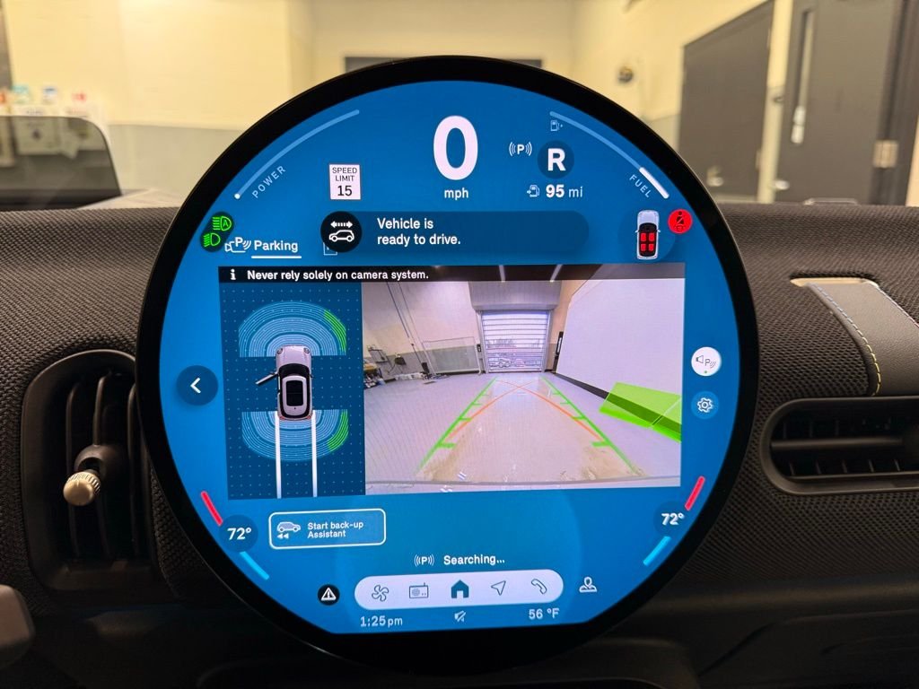 2025 MINI Hardtop 2 Door Base - Photo 17