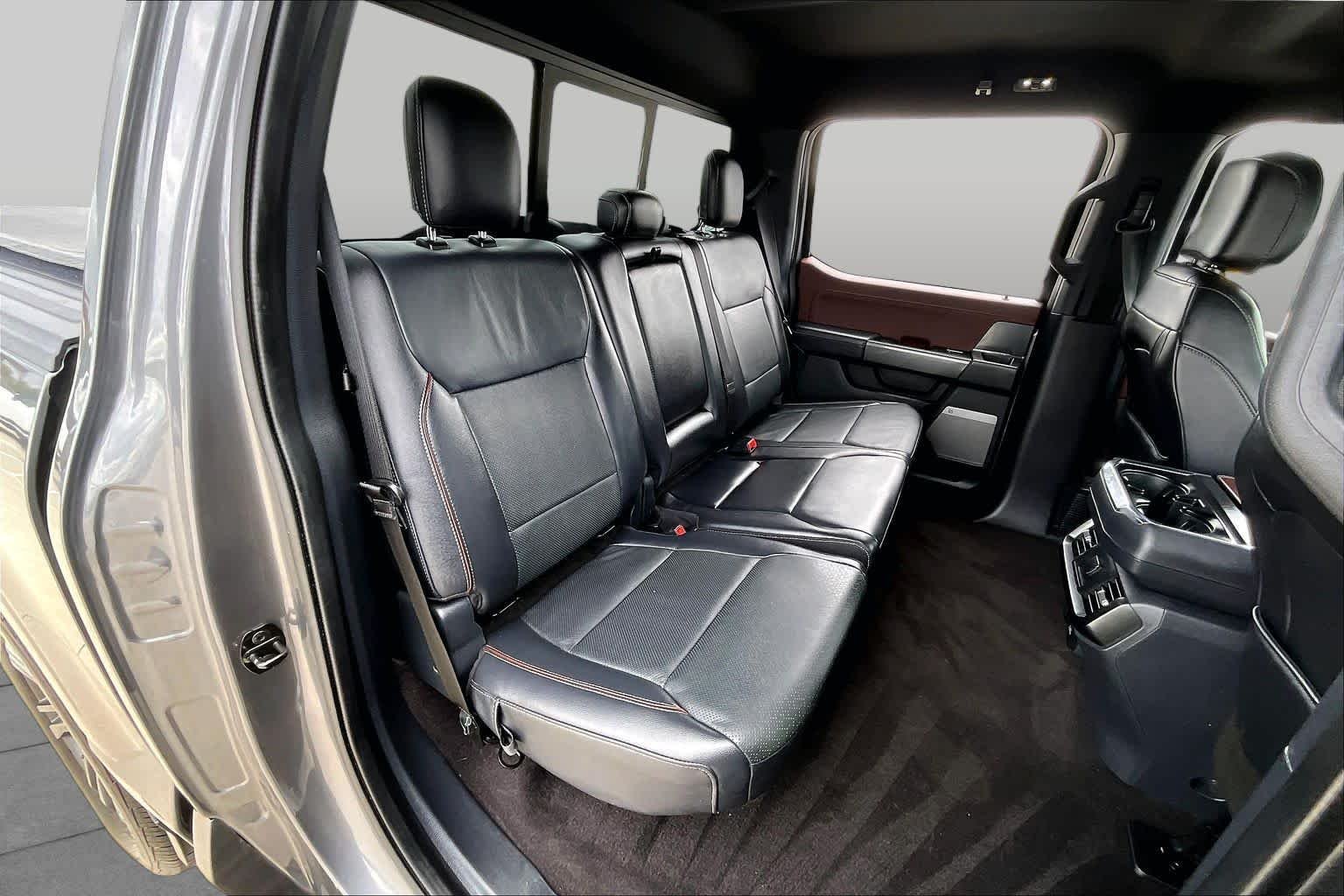 Used 2021 Carbonized Gray Metallic Ford LARIAT image 20