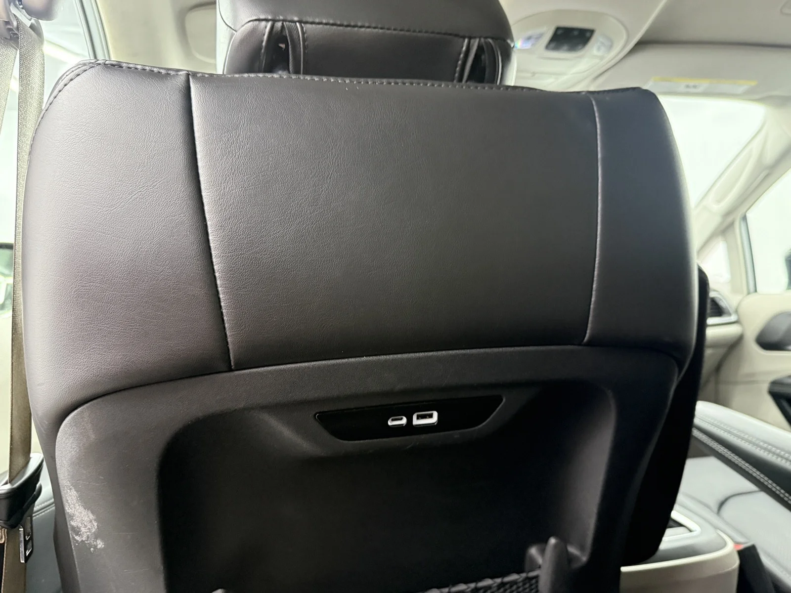 Used 2024 SILVER Chrysler Touring L image 36