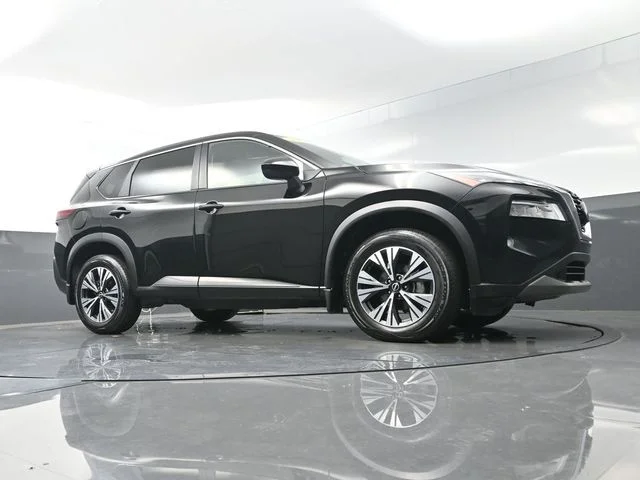 Used 2023 Black Nissan SV image 32