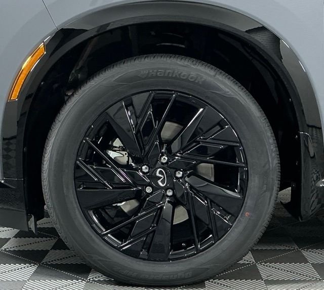 New 2027 Gray INFINITI SPORT image 10