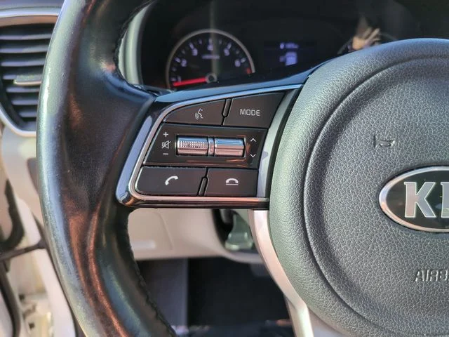 Used 2020 White Kia EX image 30