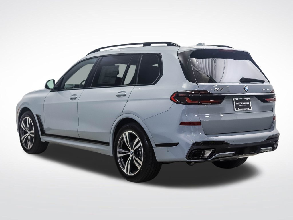 Used 2027 Gray Metallic BMW xDrive40i image 3