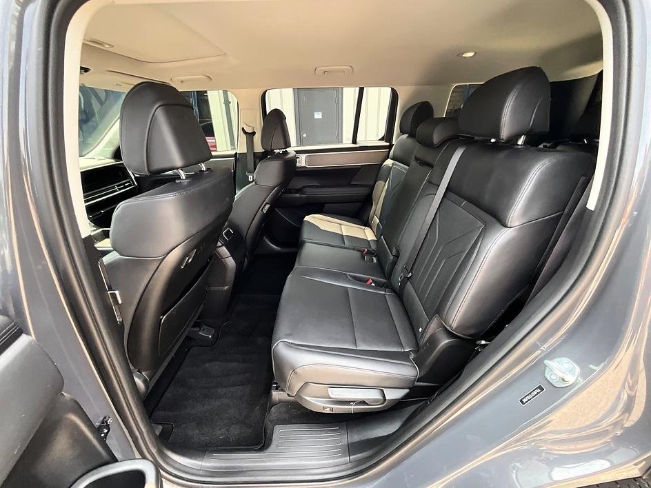 Used 2025 Gray Hyundai XRT image 31