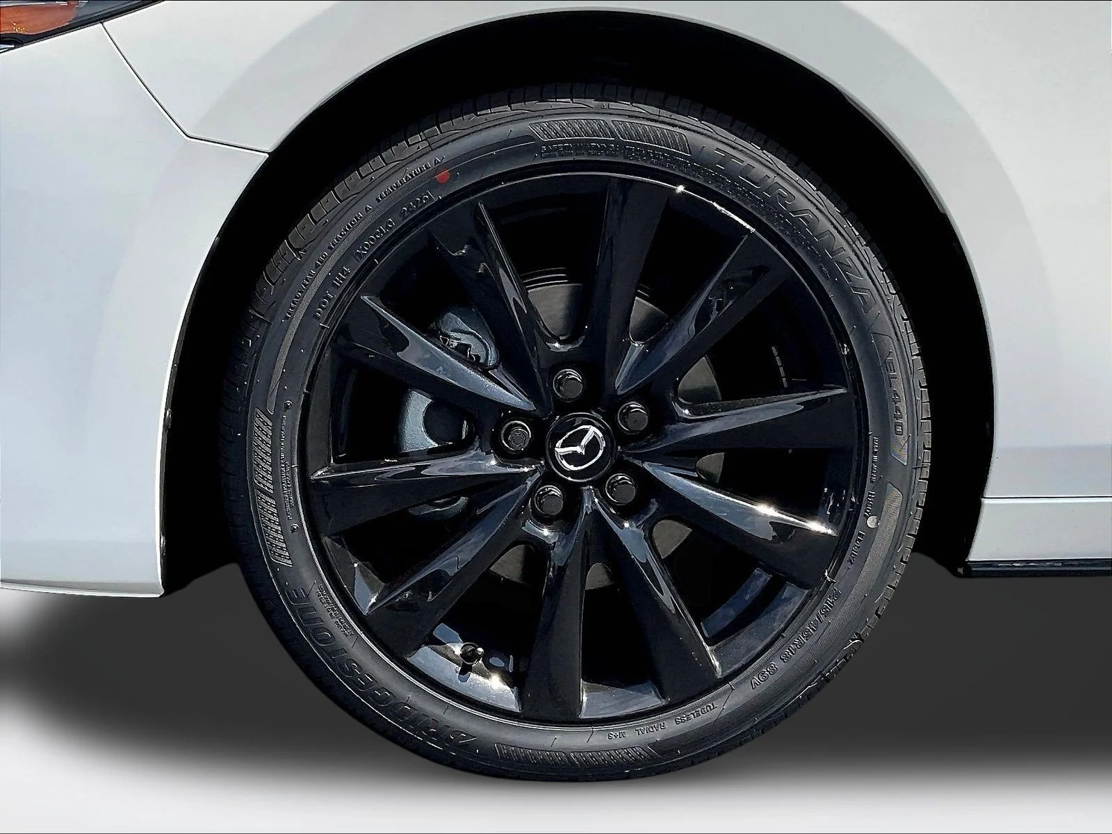 New 2026 Snowflake White Pearl Mazda 2.5 S Carbon Edition AWD image 25