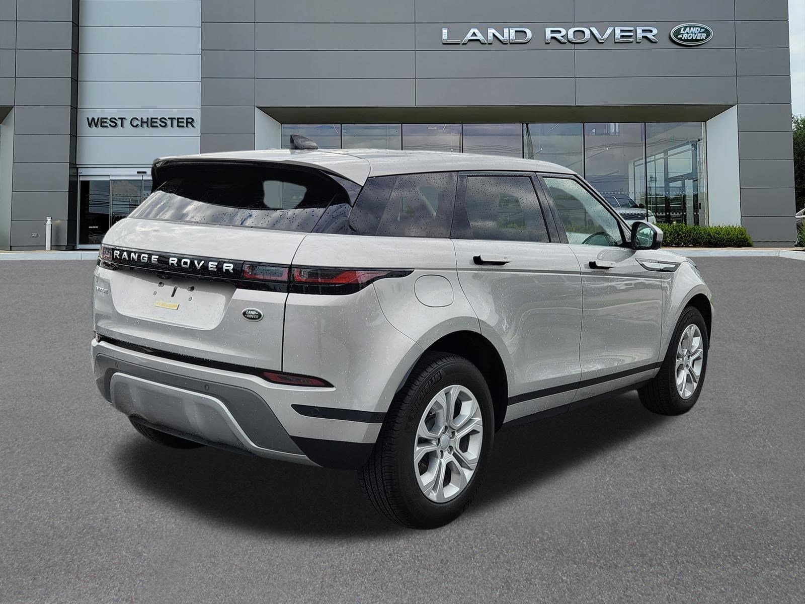 Used 2021 Seoul Pearl Silver Metallic Land Rover S image 4