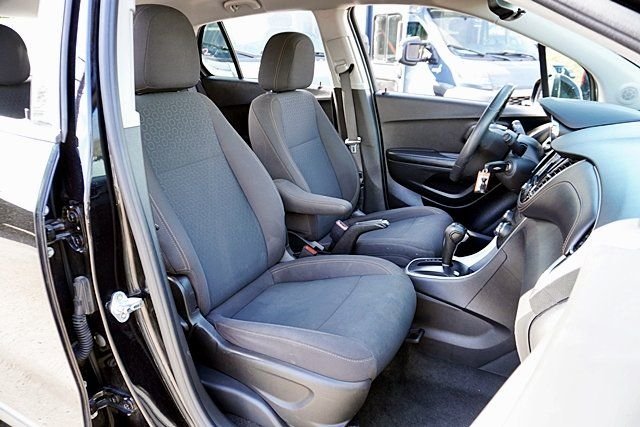 Used 2021 Black Chevrolet LS image 11