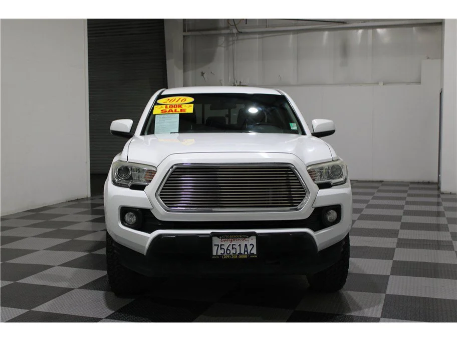 Used 2016 White Toyota SR5 Pickup 4D 5 ft image 2