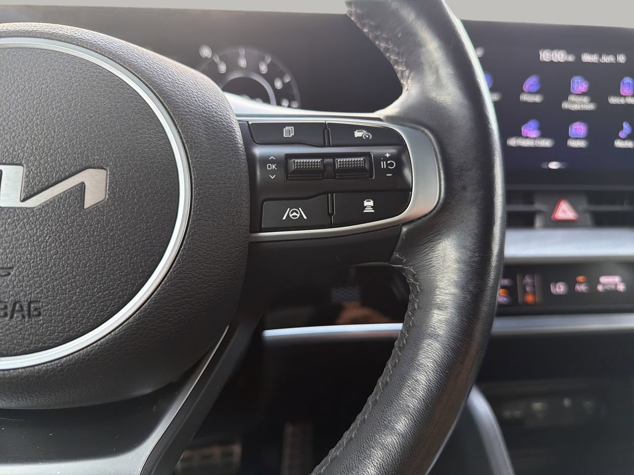 Used 2024 Gravity Gray Kia X-Pro image 30