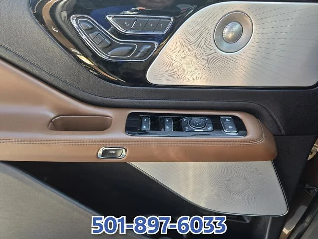 Used 2022 Brown Lincoln Reserve image 32